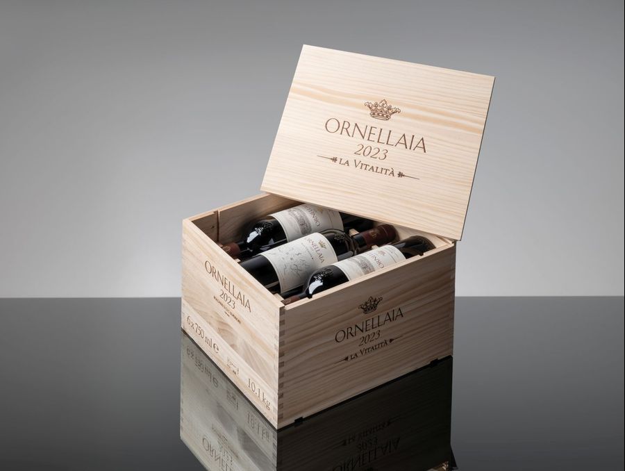 Ornellaia Set 2023 in der Holzkiste bei Magnum Collections