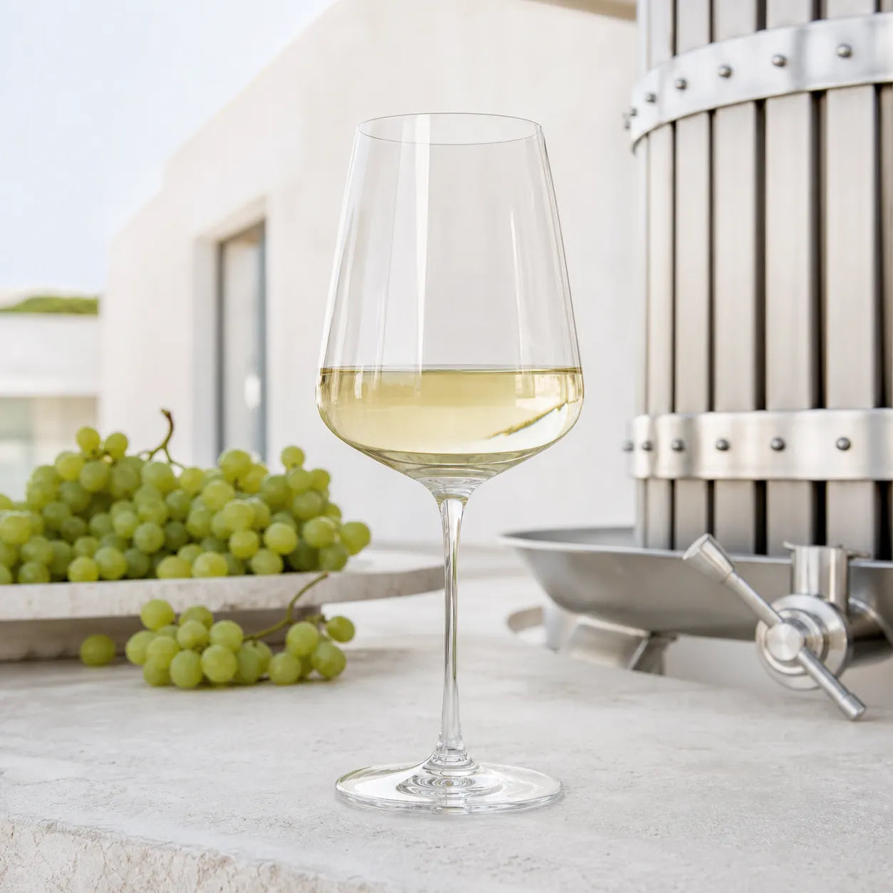 Editoriale Darstellung zu Weißwein